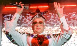 Шокирующее предложение из Госдумы для спасения жизни Верки Сердючки c629dfd6-a487-4b4f-9ff1-b71a1f137728-67f6778b