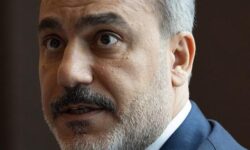 Фидан заявил о готовности Турции выступить посредником в урегулировании украинского кризиса fidan zayavil o gotovnosti turczii vystupit posrednikom v uregulirovanii ukrainskogo krizisa-ul-rks-ru-174060977100-0