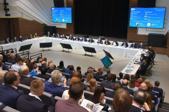 IV Инвестиционный форум «Большой открытый диалог» объединит бизнес и власть в Екатеринбурге-0