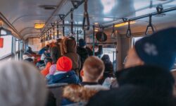 Камень прилетел в окно — школьники и неожиданные последствия в Приморье kamen priletel v okno shkolniki i neozhidannye posledstviya v primore-ul-rks-ru-174043498500-0