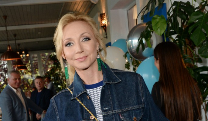 "Попутного ветра в горбатую спину": на лохматую Орбакайте огрызнулись в Новый год