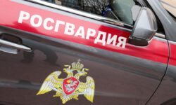 Тренировка сотрудников вневедомственной охраны Росгвардии в Третьяковской галерее