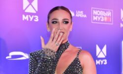 Пройден большой срок Бузова безумно рада и счастлива projden bolshoj srok buzova bezumno rada i schastliva-ul-rks-ru-174054009000-0