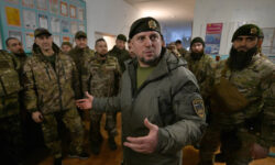 Апти Алаудинов раскрыл тактику ВС РФ с опознавательными знаками ВСУ под Суджей apti alaudinov raskryl taktiku vs rf s opoznavatelnymi znakami vsu pod sudzhej-ul-rks-ru-174238380800-0