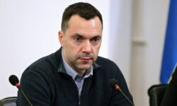Арестович требует действий ради спасения Украины arestovich trebuet dejstvij radi spaseniya ukrainy-ul-rks-ru-174152894100-0