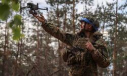 FPV-дрон ВСУ атаковал Хомутовскую больницу в Курской области dron vsu atakoval homutovskuyu bolniczu v kurskoj oblasti-ul-rks-ru-174237230500-0