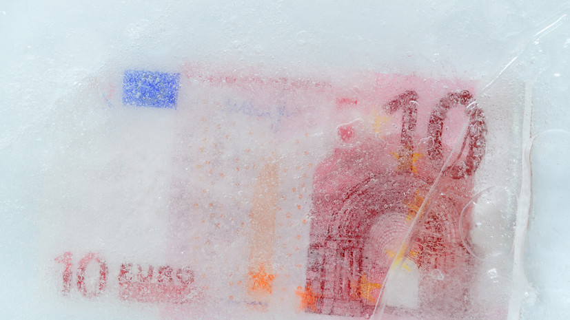 Politico: в ФРГ предложили заморозить финансирование стран, мешающих ЕС