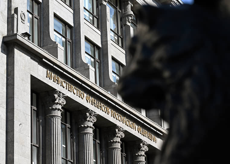 Госдолг взорвал рубеж раньше срока-0