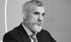 Кадыров выразил соболезнования в связи со смертью Сайтиева kadyrov vyrazil soboleznovaniya v svyazi so smertyu sajtieva-ul-rks-ru-174095165700-0