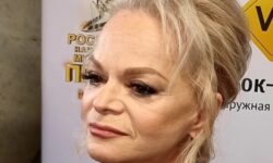 Лариса Долина активно противостоит мошенническим схемам larisa dolina aktivno protivostoit moshennicheskim shemam-ul-rks-ru-174162597800-0