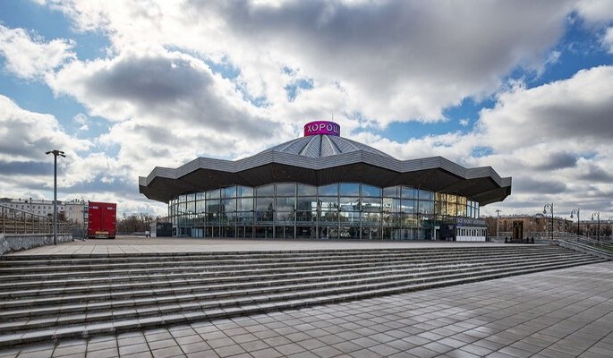 Фонтан перед цирком на проспекте Вернадского в Москве отремонтируют до конца года