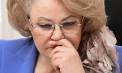 Нина Останина защитила учебник Семьеведение в Госдуме после критики nina ostanina zashhitila uchebnik semevedenie v gosdume posle kritiki-ul-rks-ru-174344382300-0