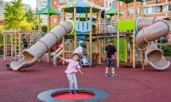 Петр Бирюков анонсировал масштабное обновление дворов Москвы в 2024 году petr biryukov anonsiroval masshtabnoe obnovlenie dvorov moskvy v 2024 godu-ul-rks-ru-174280912100-0