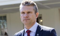 Пит Хегсет и Джон Рэтклифф укрепляют взаимодействие Пентагона и ЦРУ pit hegset i dzhon retkliff ukreplyayut vzaimodejstvie pentagona i czru-ul-rks-ru-174301488100-0