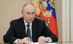 Путин раскрыл детали ежедневного взаимодействия с военными в Курской зоне putin raskryl detali ezhednevnogo vzaimodejstviya s voennymi v kurskoj zone-ul-rks-ru-174182048500-0