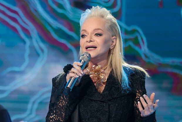 Лариса Долина