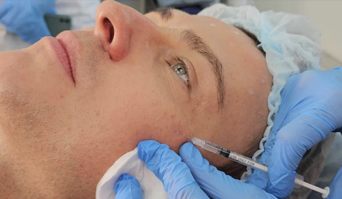 Стало известно, как на самом деле омолаживаются звезды