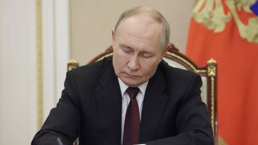 Политолог объяснил, почему лидеры ЕС не были упомянуты в заявлении о перемирии