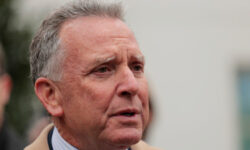 Уиткофф сообщил о письме Зеленского с извинениями Трампу за инцидент в Белом доме uitkoff soobshhil o pisme zelenskogo s izvineniyami trampu za inczident v belom dome-ul-rks-ru-174162774100-0