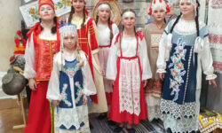 Уральские девчонки из Полевского покоряют новые вершины в театре моды Булавка uralskie devchonki iz polevskogo pokoryayut novye vershiny v teatre mody bulavka-ul-rks-ru-174291559000-0