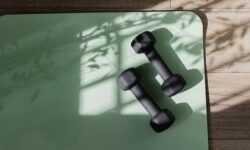 Утренняя зарядка для долголетия от Ивана Красавина и Ирины Ротач utrennyaya zaryadka dlya dolgoletiya ot ivana krasavina i iriny rotach-ul-rks-ru-174326430900-0