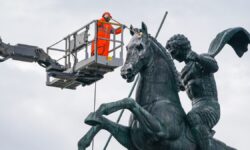 Весеннее обновление городской инфраструктуры Москвы vesennee obnovlenie gorodskoj infrastruktury moskvy-ul-rks-ru-174124479400-0