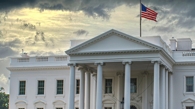 В Белом доме заявили, что власть на Украине определяют её Конституция и народ