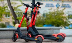 Владивосток внедряет безопасные маршруты для электросамокатов и средств мобильности vladivostok vnedryaet bezopasnye marshruty dlya elektrosamokatov i sredstv mobilnosti-ul-rks-ru-174291096000-0