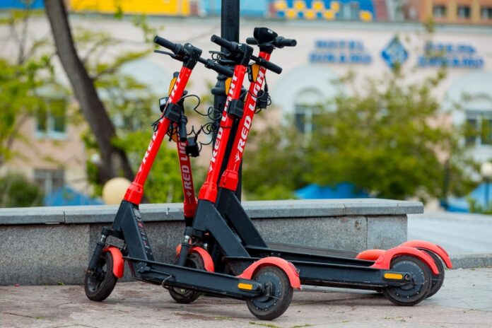vladivostok vnedryaet novye pravila dlya elektrosamokatov i sredstv mobilnosti-ul-rks-ru-174283424300-0
