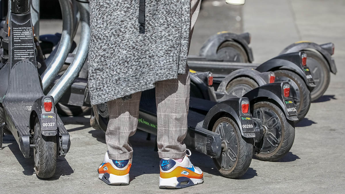 Операторы аренды электросамокатов и велосипедов временно приостановили свою работу