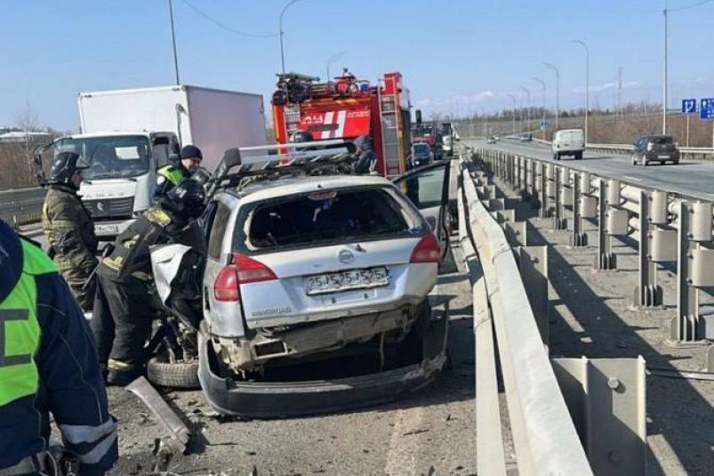 Фото с места аварии УМВД России по Приморскому краю