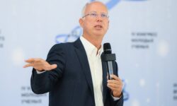 Американские компании стремятся вернуться в Россию через РФПИ на фоне диалога с США amerikanskie kompanii stremyatsya vernutsya v rossiyu cherez rfpi na fone dialoga s ssha-ul-rks-ru-174393935400-0