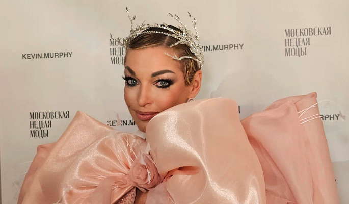 Волочкова сообщила о жестком запрете на готовящейся свадьбе 19-летней дочери