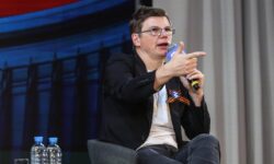 Андрей Аршавин рассказал о карьерных перспективах и роли в Зените andrej arshavin rasskazal o karernyh perspektivah i roli v zenite-ul-rks-ru-174593612500-0