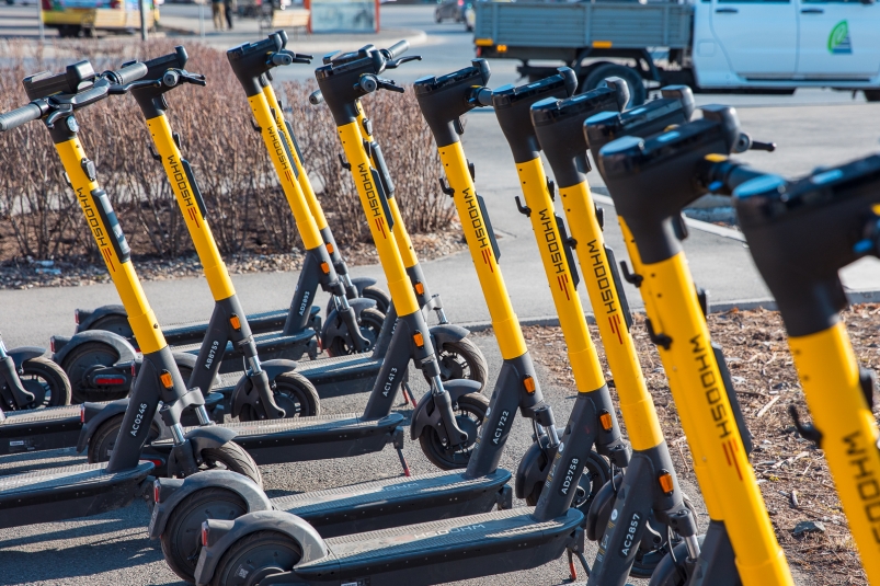 Приморский урбанист оценил попытки борьбы с электросамокатами Илья Аверьянов, ИА PrimaMedia