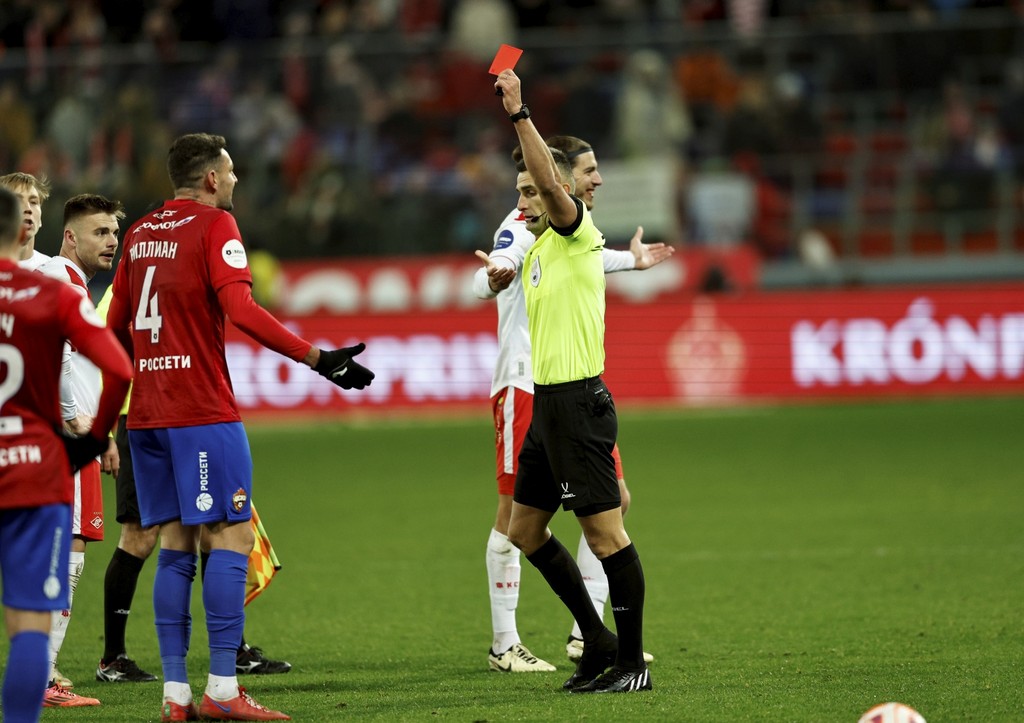 «Спартак» впервые за три года проиграл ЦСКА в 26-м туре чемпионата России