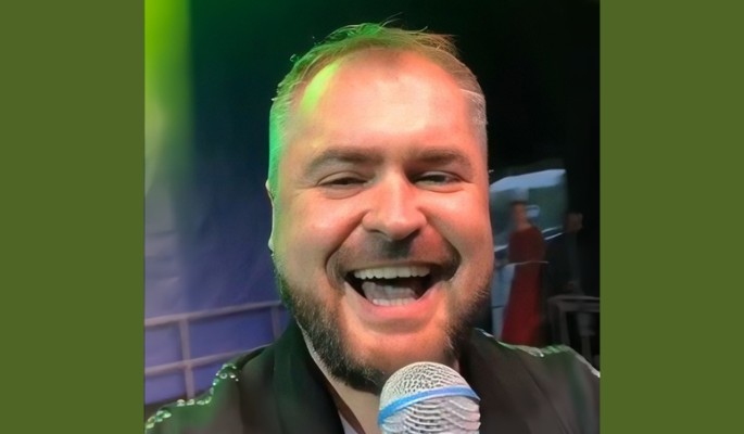 Звездный муж Бабкиной выложил огромное раскрасневшееся хозяйство – вот это ягодки!