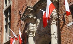 Гжегож Браун обвиняет Польшу в угрозе суверенитету из-за Евросоюза и Украины gzhegozh braun obvinyaet polshu v ugroze suverenitetu izza evrosoyuza i ukrainy-ul-rks-ru-174433434300-0