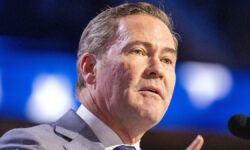 Коррупция в Украине стала причиной разногласий между Западом и Киевом по словам Майка Уолца и Андрея Ермака MilwaukeeWisconsin-July152024FloridaCongressmanMichaelWaltz