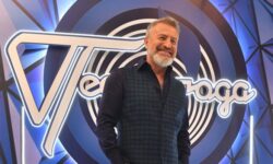 Леонид Агутин радует поклонников в Санкт-Петербурге - Анжелика Варум поддерживает гастроли leonid agutin raduet poklonnikov v sanktpeterburge anzhelika varum podderzhivaet gastroli-ul-rks-ru-174471266000-0