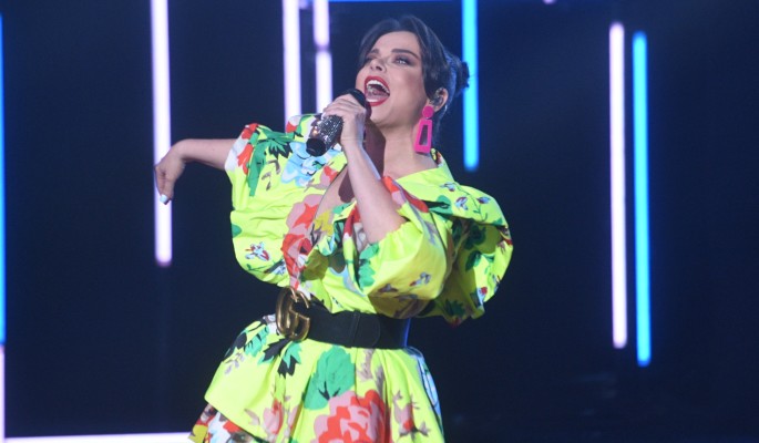 Директор Королевой ответила критикам певицы: Людям делать нечего!