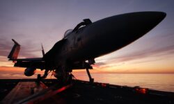 Новые вызовы в акватории Красного моря для F/A-18 Hornet и USS Harry S. Truman novye vyzovy v akvatorii krasnogo morya dlya 18 i -ul-rks-ru-174586850900-0