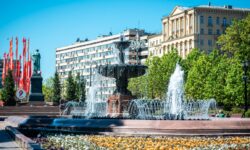 Russpass предлагает вдохновляющие маршруты Москвы к 80-летию Победы, говорит Наталья Сергунина predlagaet vdohnovlyayushhie marshruty moskvy k 80letiyu pobedy govorit natalya sergunina-ul-rks-ru-174574684200-0