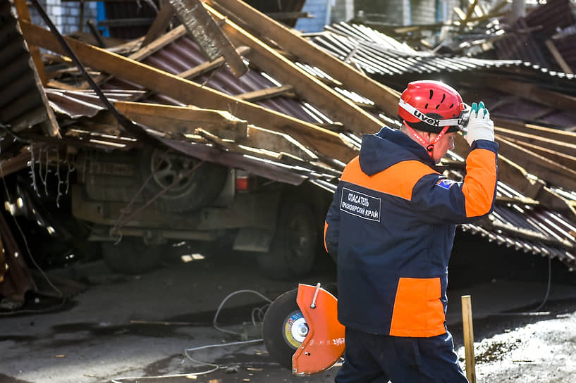 Ликвидация последствий урагана в Красноярске