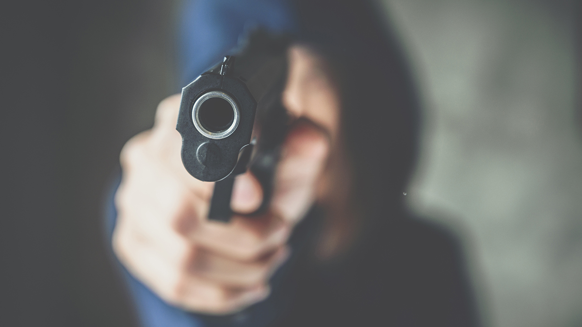 Вооруженный шестиклассник пытался ограбить магазин на 168 плиток шоколада в Перми