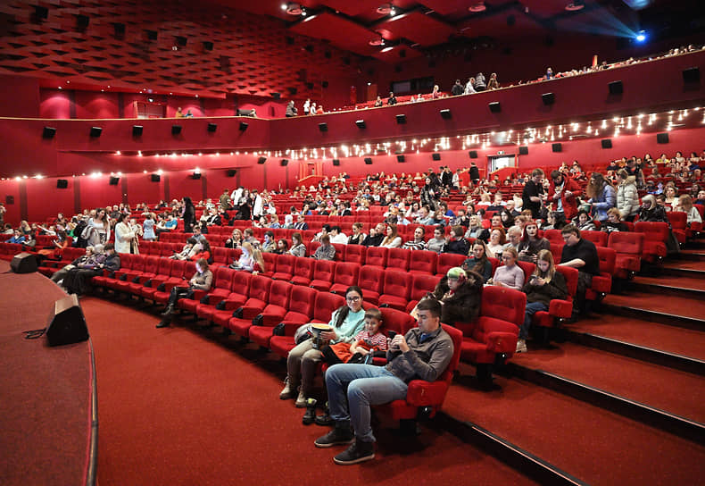 Театр им. Вахтангова и Мастерская Петра Фоменко внедряют новую систему билетов-0