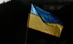 Трамп усиливает давление на фоне угрозы срыва переговоров по Украине и НАТО tramp usilivaet davlenie na fone ugrozy sryva peregovorov po ukraine i nato-ul-rks-ru-174535646200-0