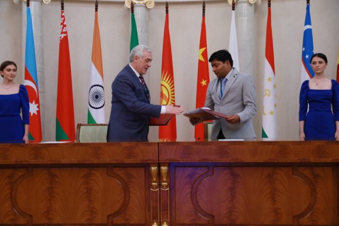 УрГЭУ и вузы Кыргызстана объединились на Евразийском экономическом форуме молодежи-0