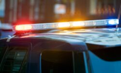 Ванкувер объединяется после трагедии, поддерживая друг друга в трудный час vankuver obedinyaetsya posle tragedii podderzhivaya drug druga v trudnyj chas-ul-rks-ru-174573573300-0