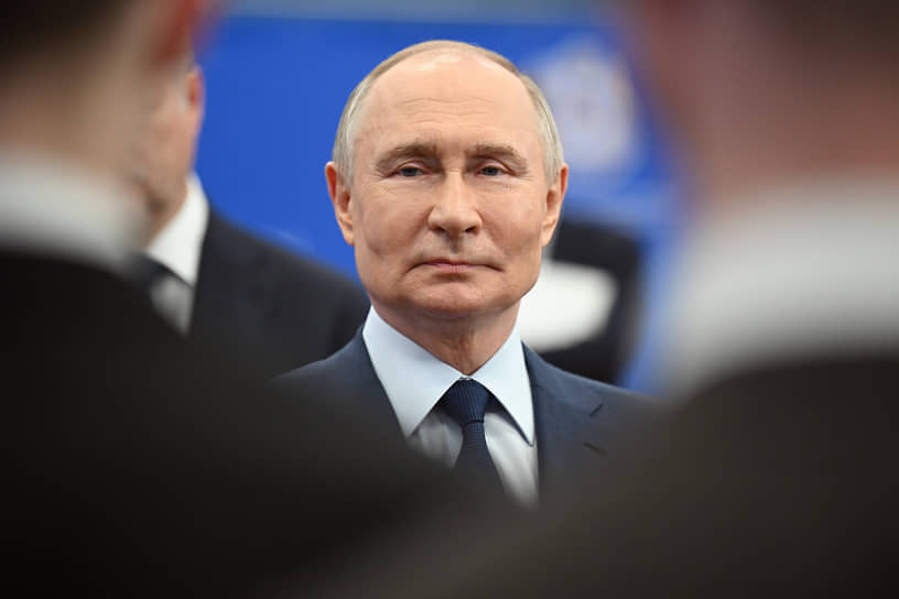 Владимир Путин упростил получение водительских прав для жителей Южной Осетии-0